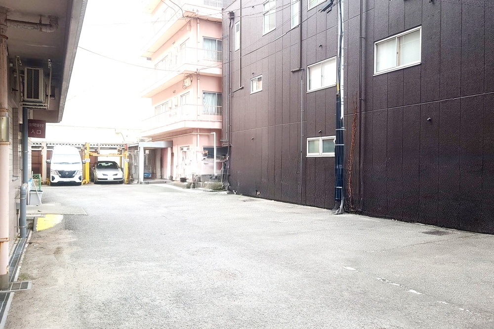 近隣駐車場
